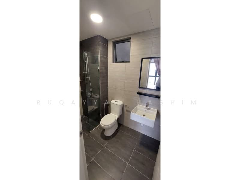 Servis Apartment untuk Disewa di Suria Garden @ Puchong by Binastra - Ruqayyah Hashim - Bathroom - PropertyGuru.com.my