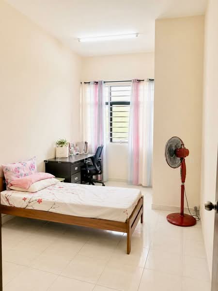 Rumah Teres 2 Tingkat untuk Disewa di Bandar Tasik Puteri (Rawang) - Rajesh Kanesan - Bedroom - PropertyGuru.com.my