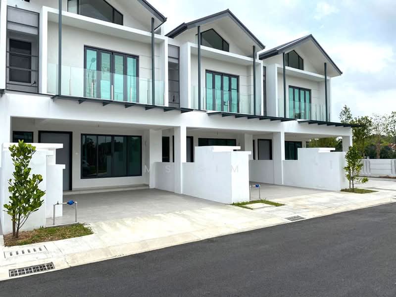 Rumah Teres 2-Tingkat untuk Dijual di Puchong (Selangor) - Ms Sim - Exterior - PropertyGuru.com.my