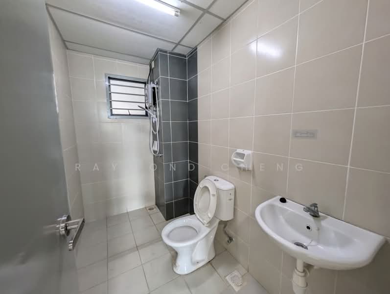 Apartment for Rent at Pangsapuri Seruling - Raymond Cheng - Bathroom - PropertyGuru.com.my
