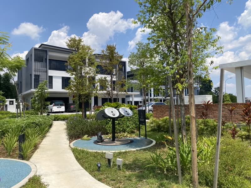 Semi-Detached House for Sale in Bandar Bukit Puchong (Puchong) - Ms Sim - Exterior - PropertyGuru.com.my
