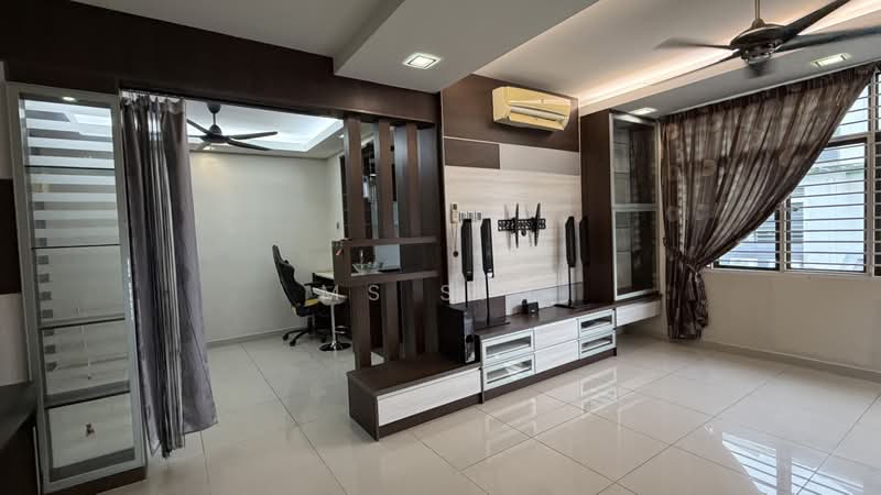 Townhouse for Sale in Bandar Bukit Puchong 2 (Puchong) - Ms Sim - Living Room - PropertyGuru.com.my