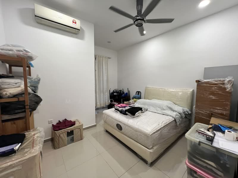 2-storey Terraced House for Sale in Bandar Kinrara Seksyen 1 (Bandar Kinrara) - Mak Oliver - Bedroom - PropertyGuru.com.my