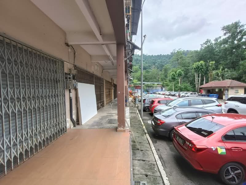 Shop for Rent in Taman Bukit Pandan (Ampang) - Sicky Chow - Exterior - PropertyGuru.com.my