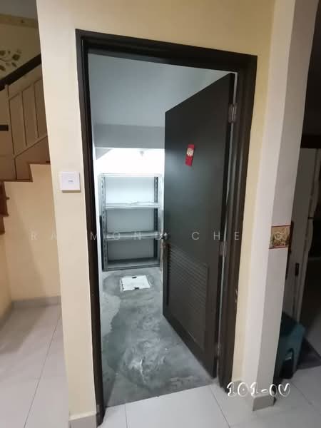Semi-Detached House for Rent in Taman Aman Perdana (Kapar) - Raymond Cheng - Interior - PropertyGuru.com.my