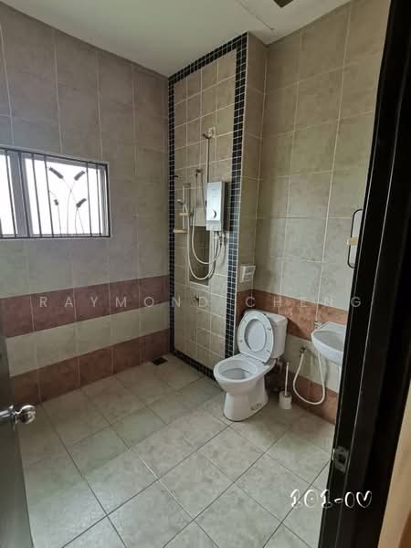 Semi-Detached House for Rent in Taman Aman Perdana (Kapar) - Raymond Cheng - Bathroom - PropertyGuru.com.my