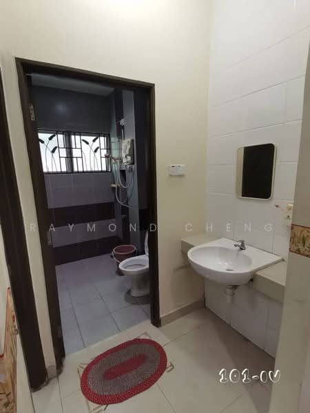 Semi-Detached House for Rent in Taman Aman Perdana (Kapar) - Raymond Cheng - Bathroom - PropertyGuru.com.my