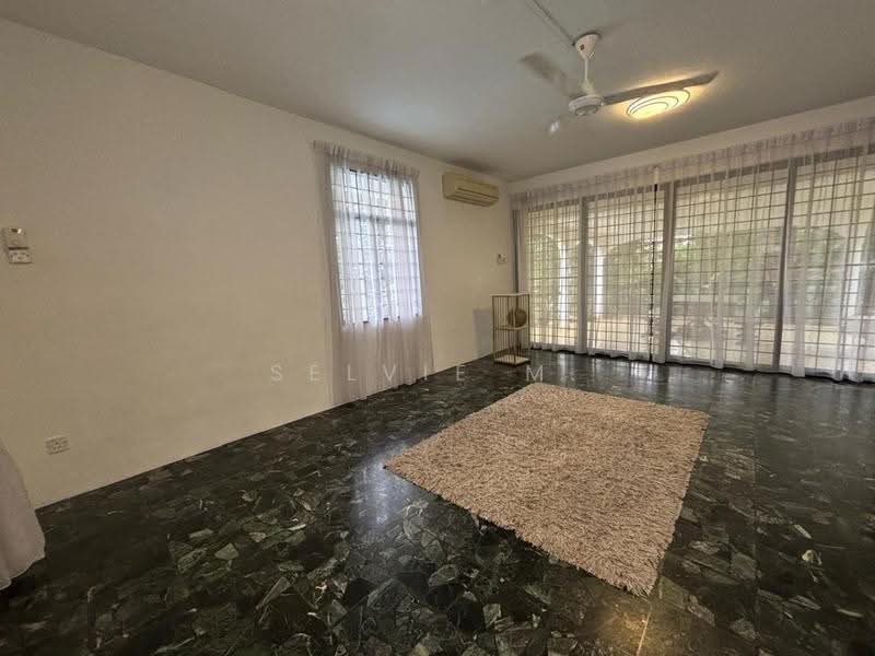 Rumah Banglo untuk Disewa di Bangsar (Kuala Lumpur) - Selvie M. - Living Room - PropertyGuru.com.my
