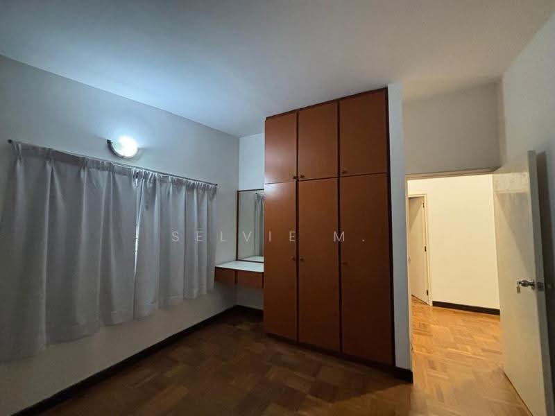 Rumah Banglo untuk Disewa di Bangsar (Kuala Lumpur) - Selvie M. - Bedroom - PropertyGuru.com.my