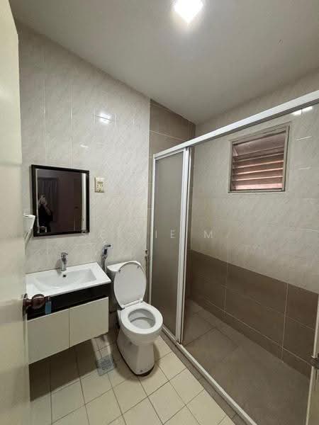 Rumah Banglo untuk Disewa di Bangsar (Kuala Lumpur) - Selvie M. - Bathroom - PropertyGuru.com.my