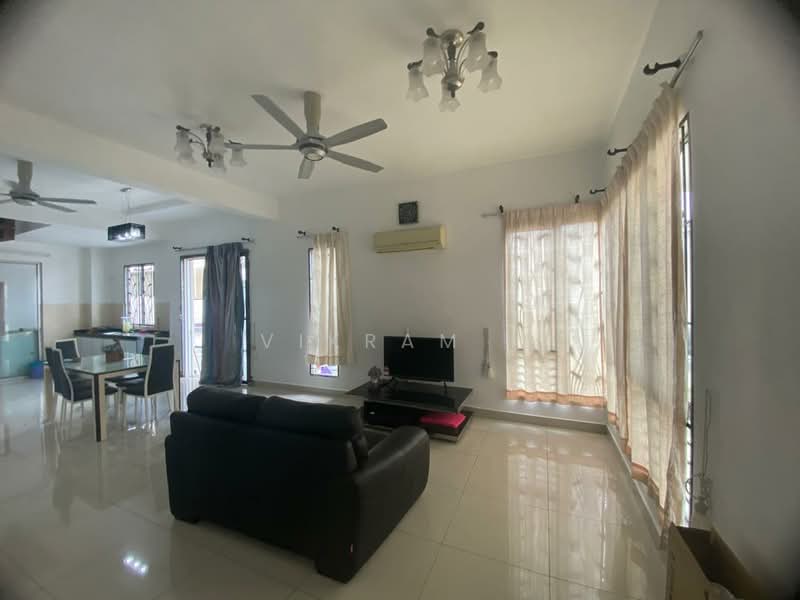 Rumah Kluster untuk Disewa di Rawang (Selangor) - Vikram . - Living Room - PropertyGuru.com.my