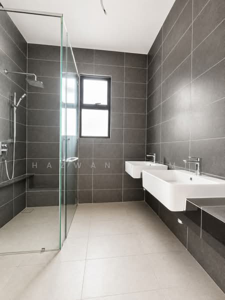 Rumah Kluster untuk Dijual di Seksyen U13 (Setia Alam) - Hazwan Hilmi - Bathroom - PropertyGuru.com.my