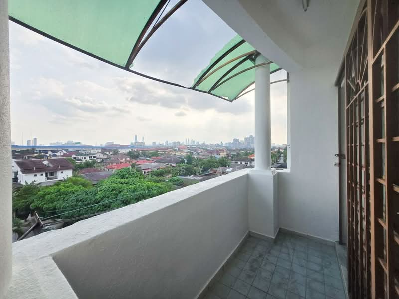 Pangsapuri untuk Dijual di Kasturi Apartment - Zul Syafiq - Balcony - PropertyGuru.com.my
