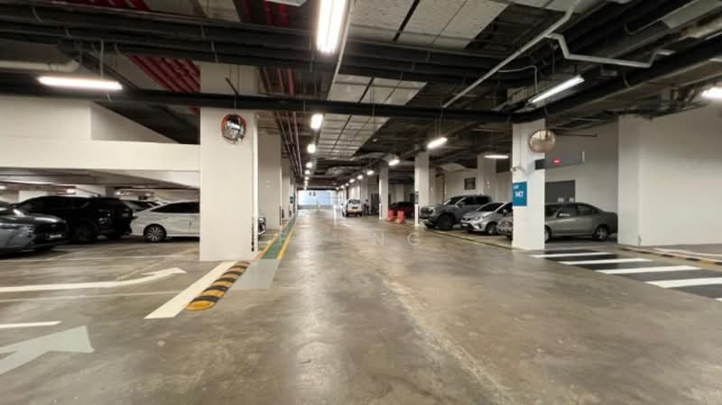 Rumah Niaga untuk Disewa di Seksyen 13 (Petaling Jaya) - FC Ng - Car Park - PropertyGuru.com.my