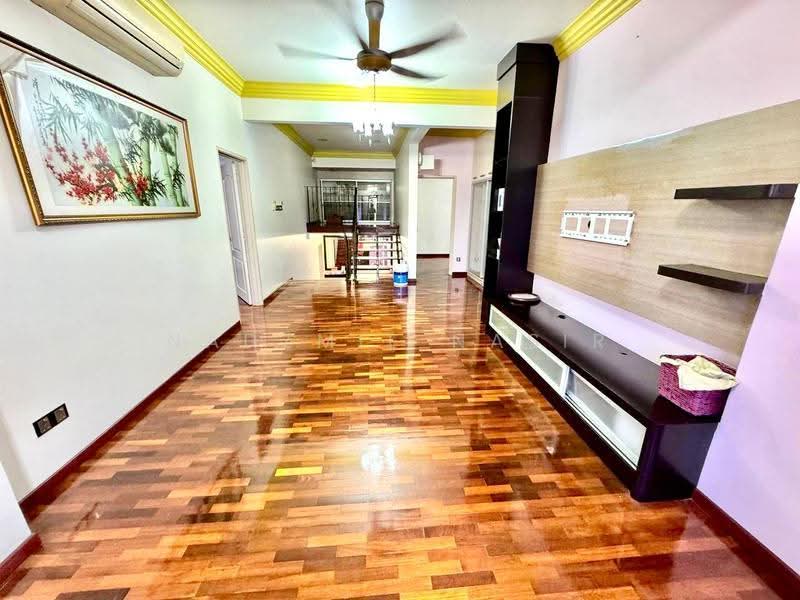 Bungalow House untuk Dijual di Kajang (Selangor) - Nadzmie Nasir - Living Room - PropertyGuru.com.my