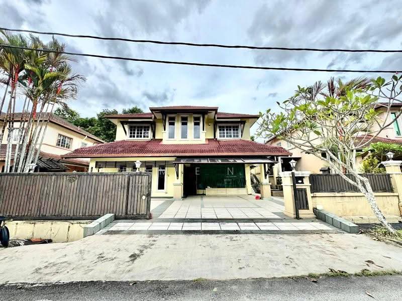Bungalow House untuk Dijual di Kajang (Selangor) - Nadzmie Nasir - Exterior - PropertyGuru.com.my