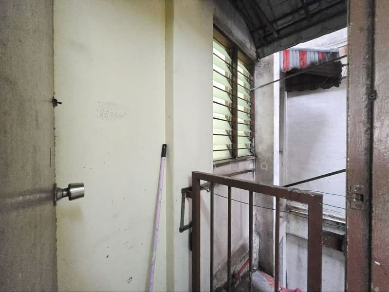 Flat for Sale at Kelumpuk Camar - Zul Syafiq - Entrance - PropertyGuru.com.my