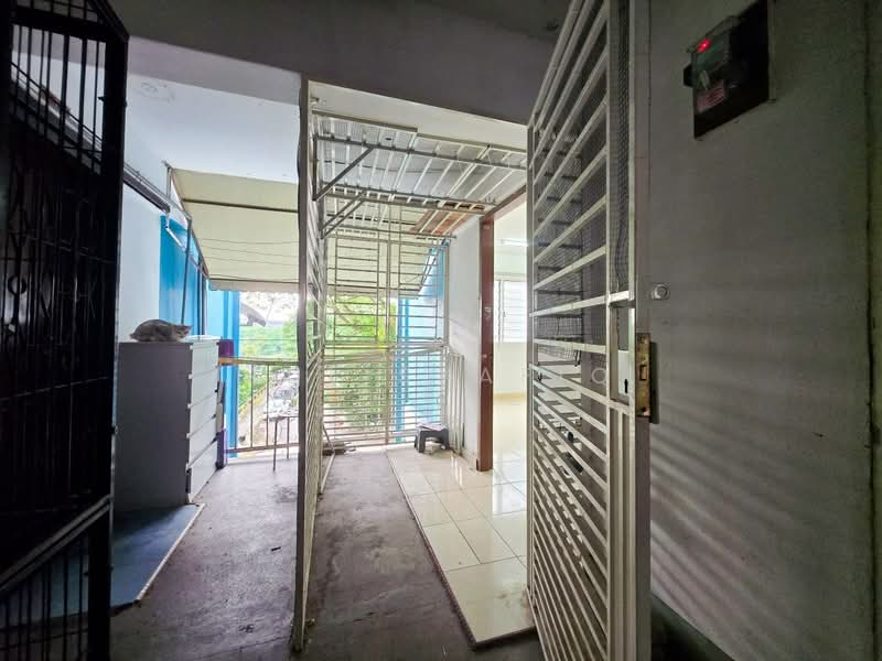 Flat for Sale at Kelumpuk Camar - Zul Syafiq - Exterior - PropertyGuru.com.my