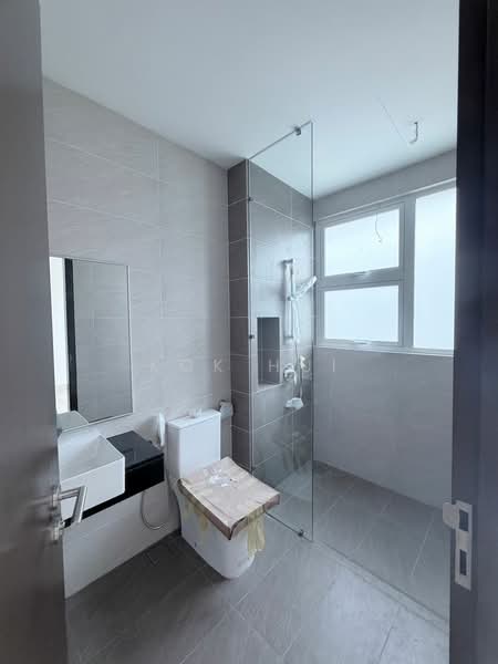 Semi-Detached House for Sale in Taman Ponderosa (Johor Bahru) - Kok Hui - Bathroom - PropertyGuru.com.my