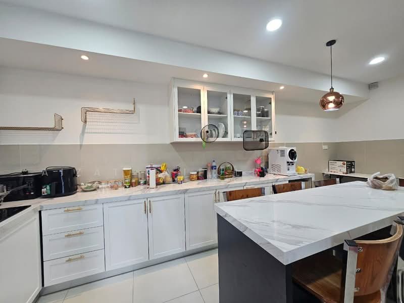 Rumah Kluster untuk Dijual di Kajang (Selangor) - Aizat Saifulrullah - Kitchen - PropertyGuru.com.my