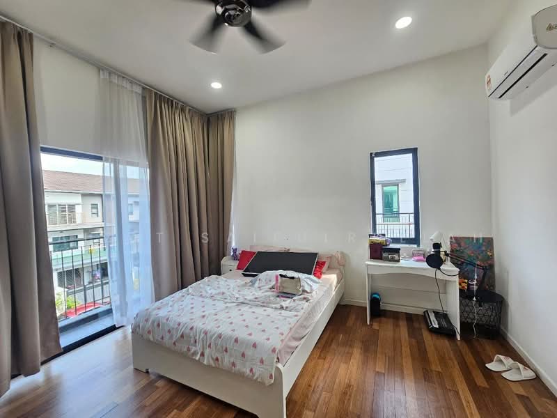 Rumah Kluster untuk Dijual di Kajang (Selangor) - Aizat Saifulrullah - Bedroom - PropertyGuru.com.my