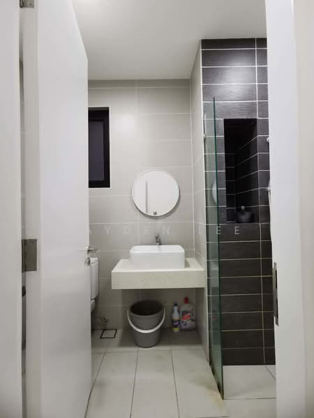 Servis Apartment untuk Disewa di Le Pavillion - Jayden Lee - Bathroom - PropertyGuru.com.my