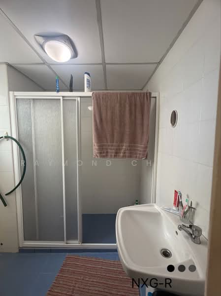 Condominium for Sale at Desarina Condominium - Raymond Cheng - Bathroom - PropertyGuru.com.my