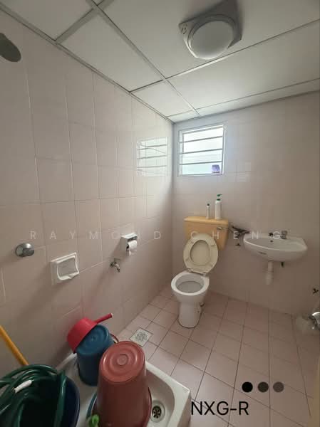 Condominium for Sale at Desarina Condominium - Raymond Cheng - Bathroom - PropertyGuru.com.my