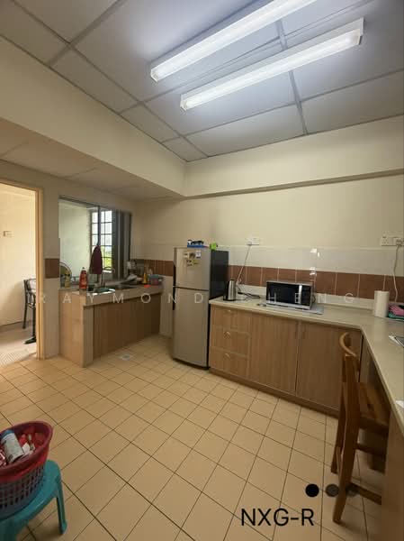 Condominium for Sale at Desarina Condominium - Raymond Cheng - Kitchen - PropertyGuru.com.my