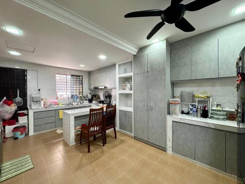 2-storey Terraced House for Sale in Bangi (Selangor) - Nadzmie Nasir - Kitchen - PropertyGuru.com.my