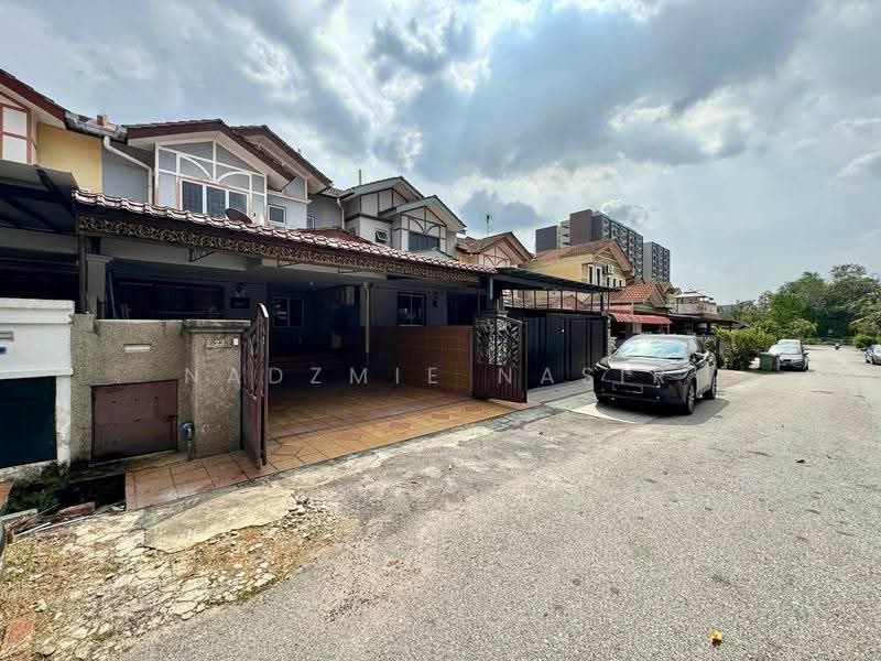 2-storey Terraced House for Sale in Bangi (Selangor) - Nadzmie Nasir - Exterior - PropertyGuru.com.my