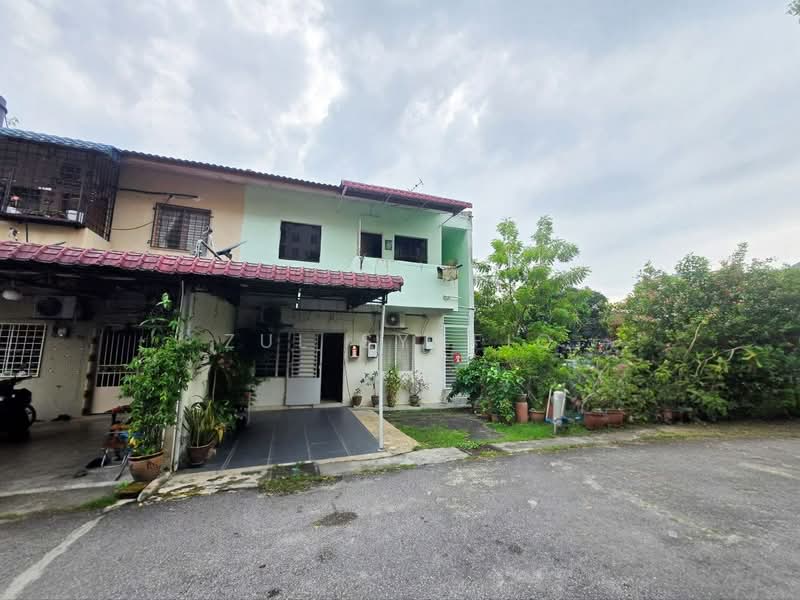 Townhouse for Sale in Batu Caves (Selangor) - Zul Syafiq - Exterior - PropertyGuru.com.my