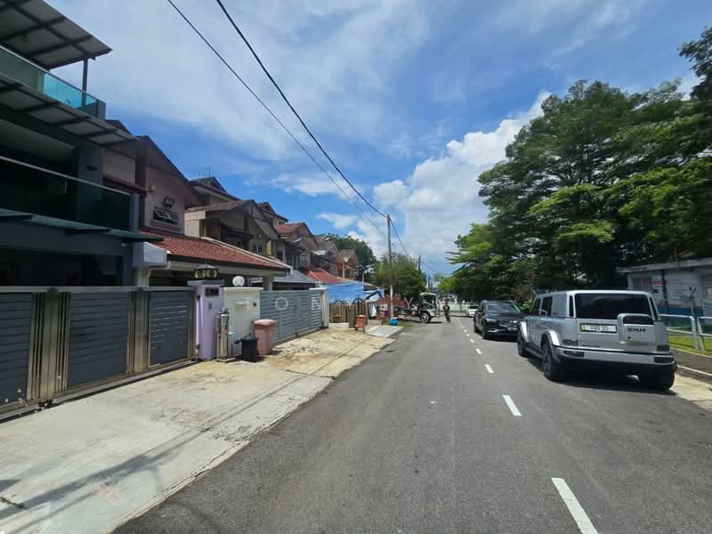 2.5-storey Terraced House for Sale in Bandar Sri Damansara (Selangor) - Tony YY - Exterior - PropertyGuru.com.my