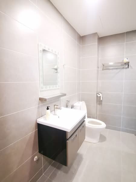 Kondominium untuk Dijual di Rimba Residence - Vincent Chua - Bathroom - PropertyGuru.com.my