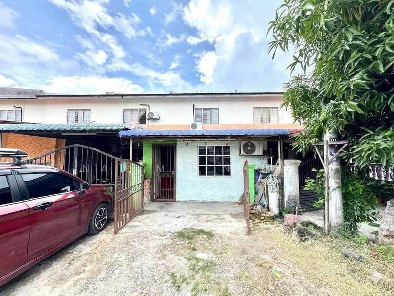 2-storey Terraced House for Sale in Taman Tasik Semenyih (Semenyih) - Nadzmie Nasir - Exterior - PropertyGuru.com.my