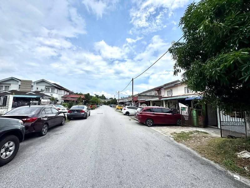 2-storey Terraced House for Sale in Taman Tasik Semenyih (Semenyih) - Nadzmie Nasir - Exterior - PropertyGuru.com.my