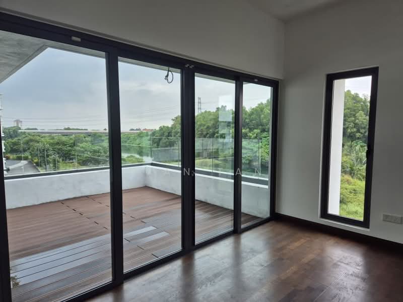 Rumah Banglo untuk Dijual di Subang Jaya (Selangor) - Ivan Tan - Balcony - PropertyGuru.com.my