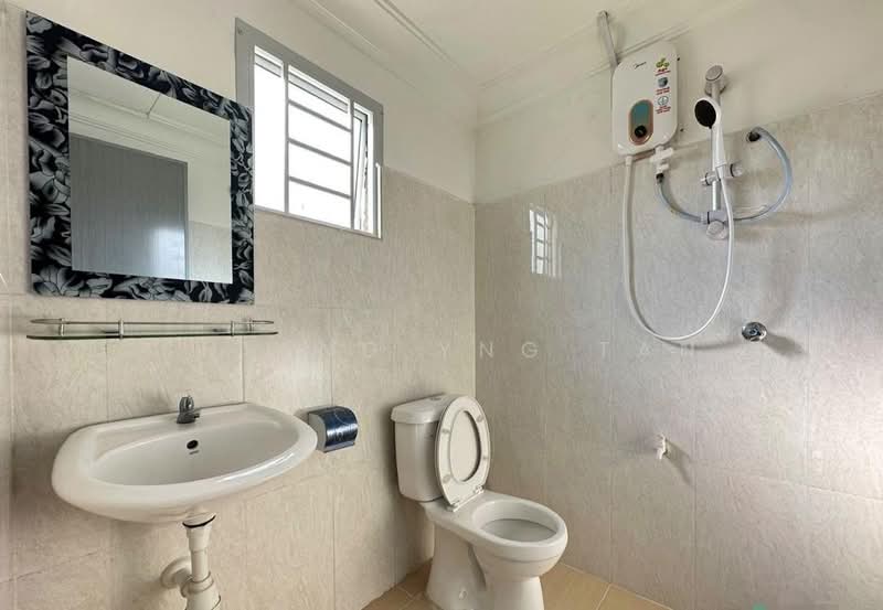 2-storey Terraced House for Sale in Skudai (Johor) - Shiang Yng Tan - Bathroom - PropertyGuru.com.my