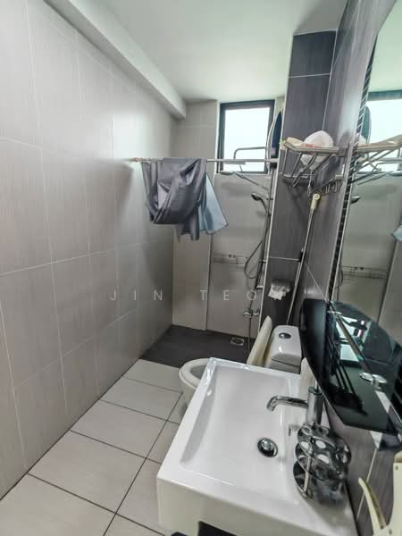 Servis Apartment untuk Dijual di Sky Loft Premium Suites - Jin Teok - Bathroom - PropertyGuru.com.my