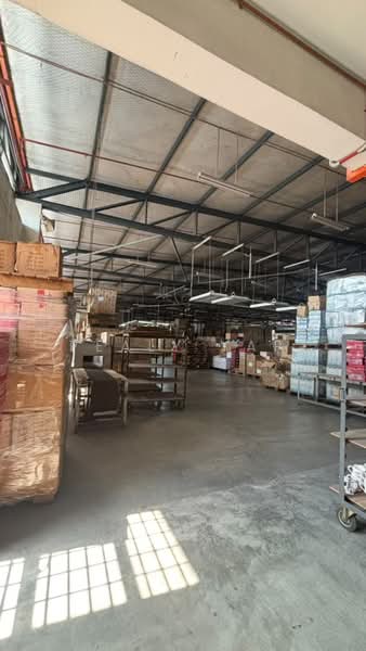 Warehouse for Rent in Seksyen 13 (Petaling Jaya) - Pealy Yap - Interior - PropertyGuru.com.my