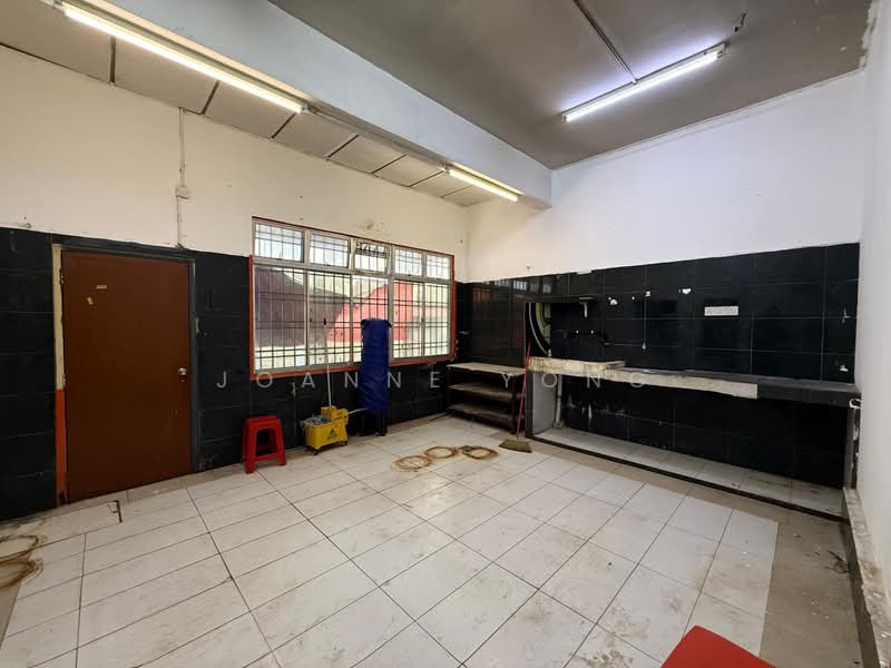 Shop / Office for Rent in Taman Austin Perdana (Tebrau) - JOANNE YONG - Kitchen - PropertyGuru.com.my