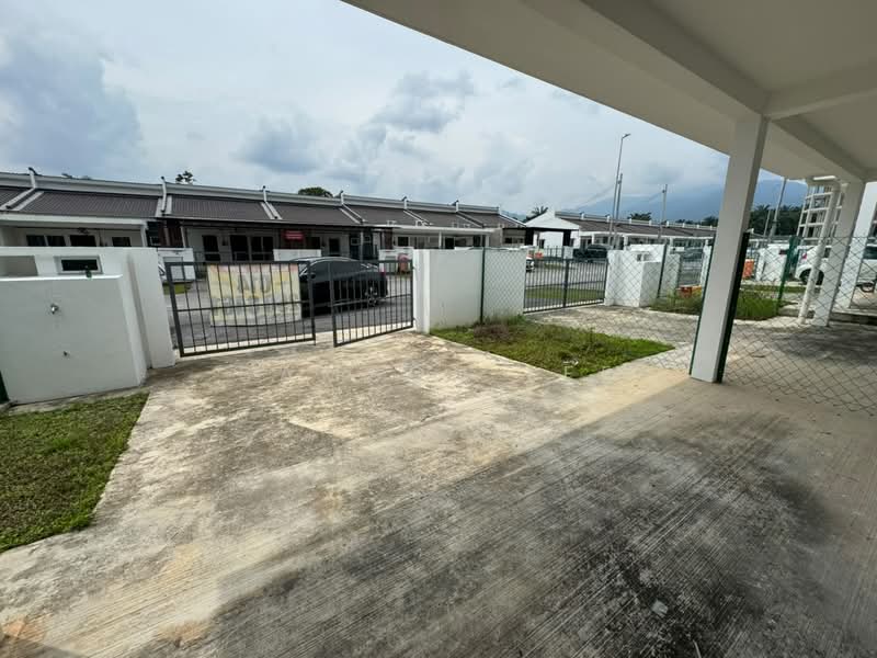 1-storey Terraced House for Rent in Rawang (Selangor) - Samson Lee - Exterior - PropertyGuru.com.my