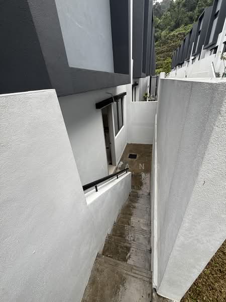 Rumah Teres untuk Dijual di Gombak (Selangor) - Alex Ang - PropertyGuru.com.my