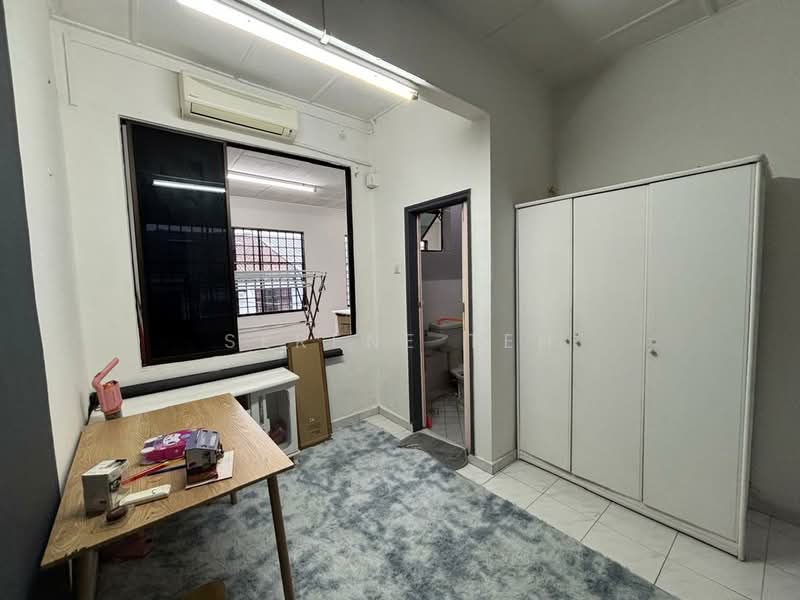 Rumah Teres 2 Tingkat untuk Dijual di Taman Desa Cemerlang (Ulu Tiram) - Serene Teh - PropertyGuru.com.my