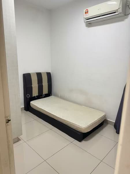 Service Residence for Sale at D'Tasek Residences (Tasek Impian) - Dolphine Ong - Bedroom - PropertyGuru.com.my