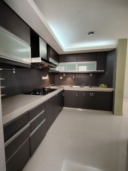 Apartment for Rent at Vista Hatamas Apartment @ Bukit Hatamas - Chris Lim - Kitchen - PropertyGuru.com.my