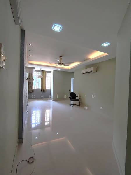 Apartment for Rent at Vista Hatamas Apartment @ Bukit Hatamas - Chris Lim - Living Room - PropertyGuru.com.my