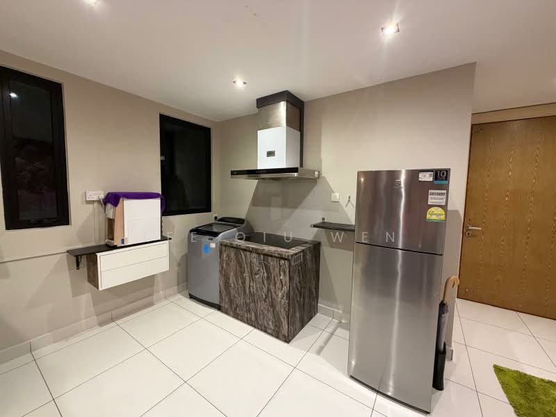 Servis Apartment untuk Dijual di Southkey Mosaic - Lee Qiu Wen - Kitchen - PropertyGuru.com.my