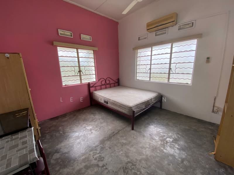 Rumah Berkembar untuk Disewa di Taman Abad (Johor Bahru) - Lee Qiu Wen - Bedroom - PropertyGuru.com.my
