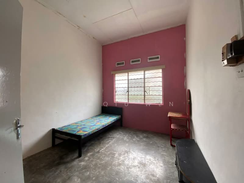 Rumah Berkembar untuk Disewa di Taman Abad (Johor Bahru) - Lee Qiu Wen - Bedroom - PropertyGuru.com.my